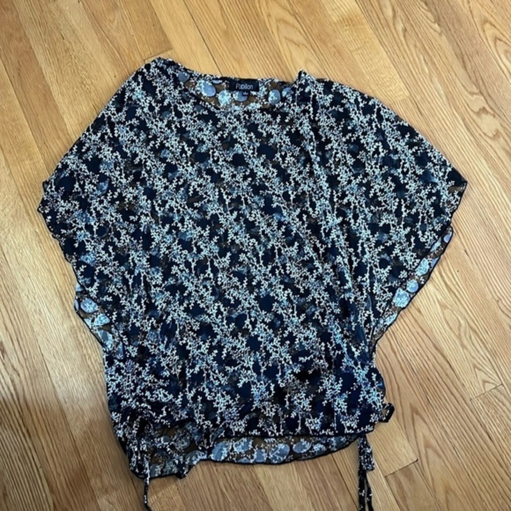 Papillon sheer polka dot flowy sleeve top